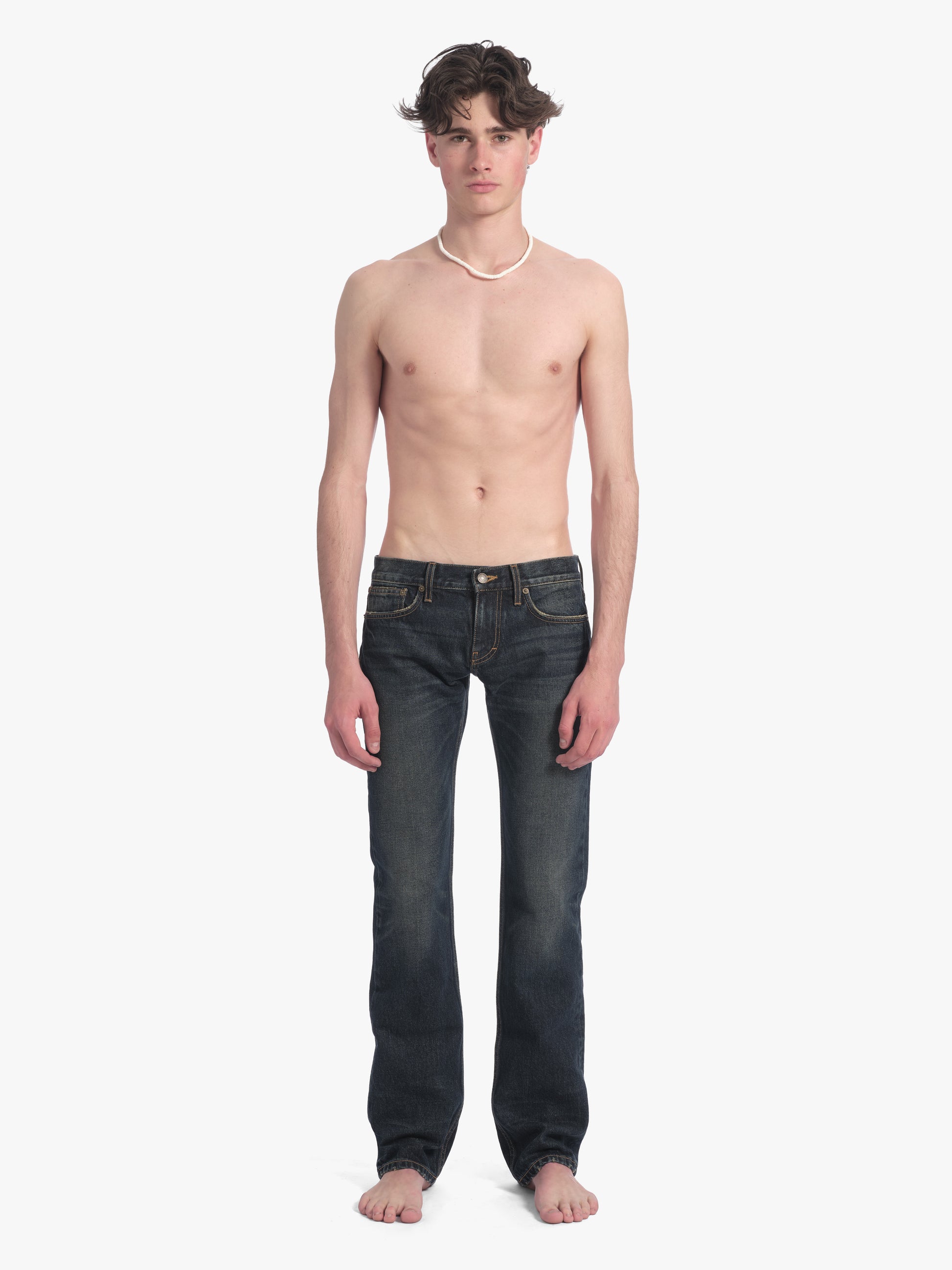 Men's slim straight jean in washed indigo